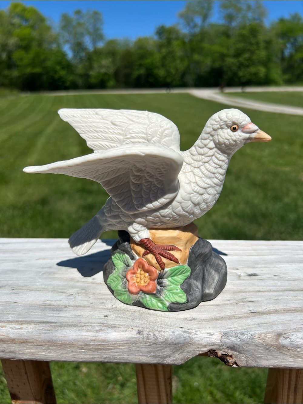 Vintage Pigeon Dove Decorative Porcelain Figurine Display Piece Country Cottage